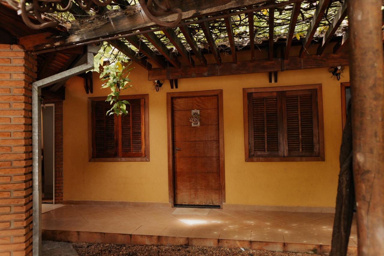 Hotel Pousada Chalé das Flores Sertãozinho Extérieur photo