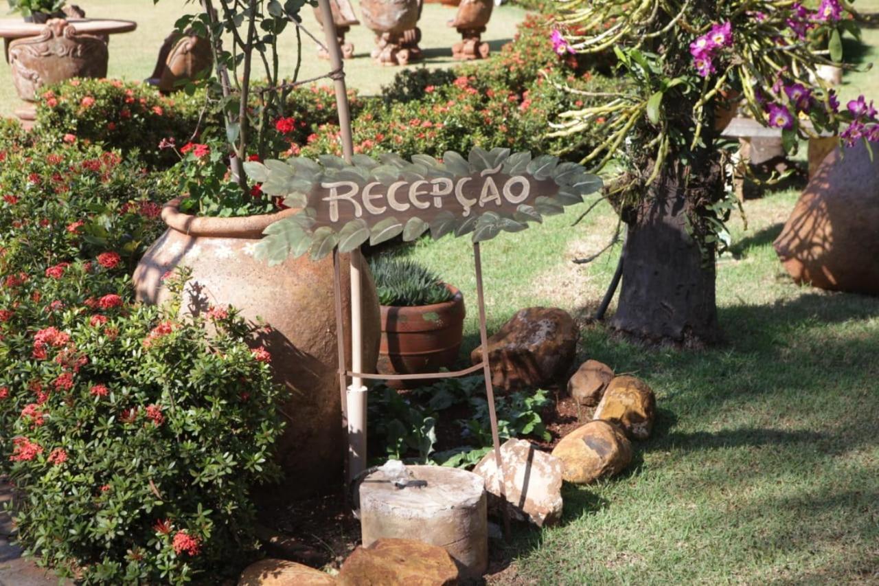 Hotel Pousada Chalé das Flores Sertãozinho Extérieur photo